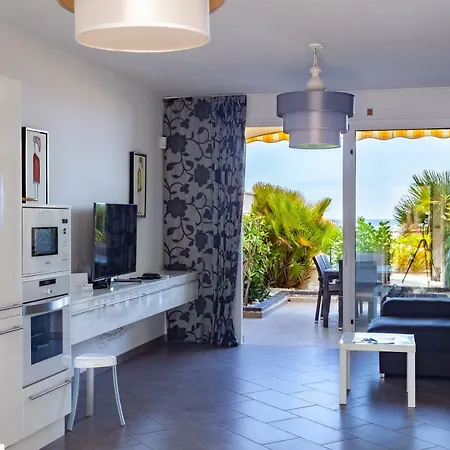 Casa Parque Tropical Ocean View דירה לוס כריסטיאנוס